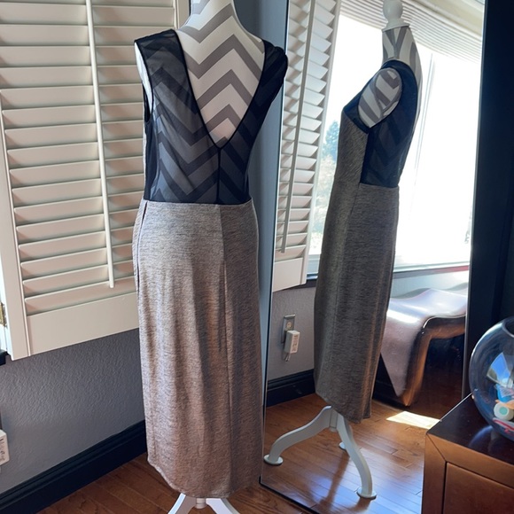 ABS dress - Picture 5 of 8